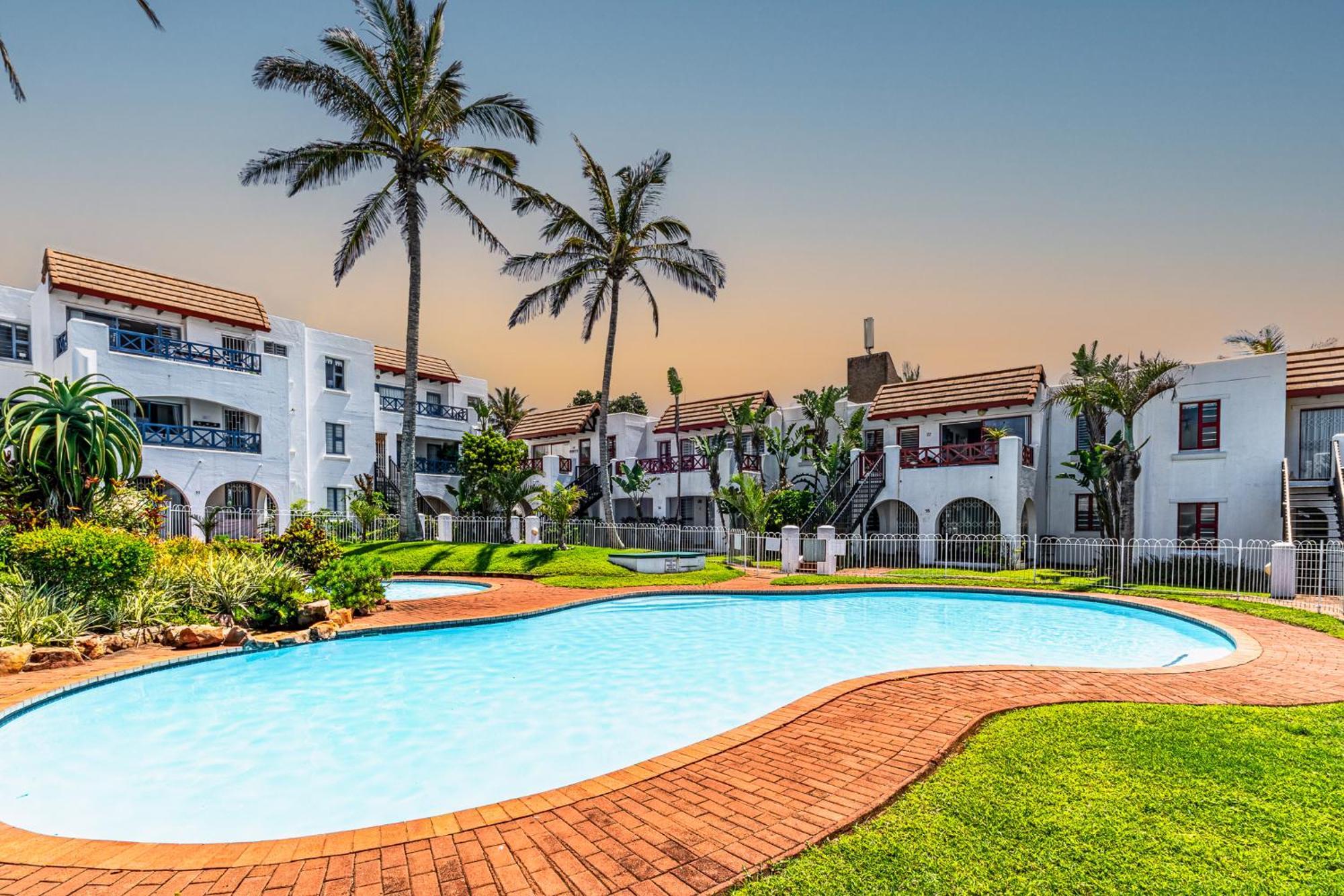 Le Paradis, Self-Catering Beachfront Apartments Ballito Esterno foto